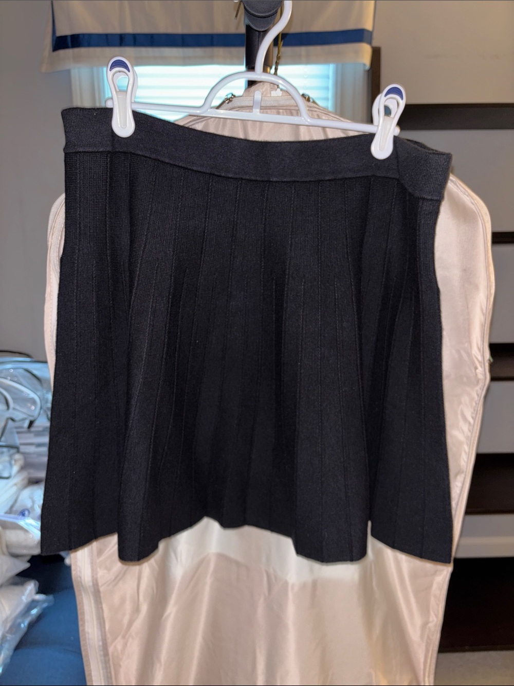 GAP Black Ribbed Pleated Skater Skirt